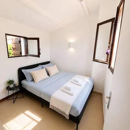 Mediterranean Walking Distance To The 2 Terraces *